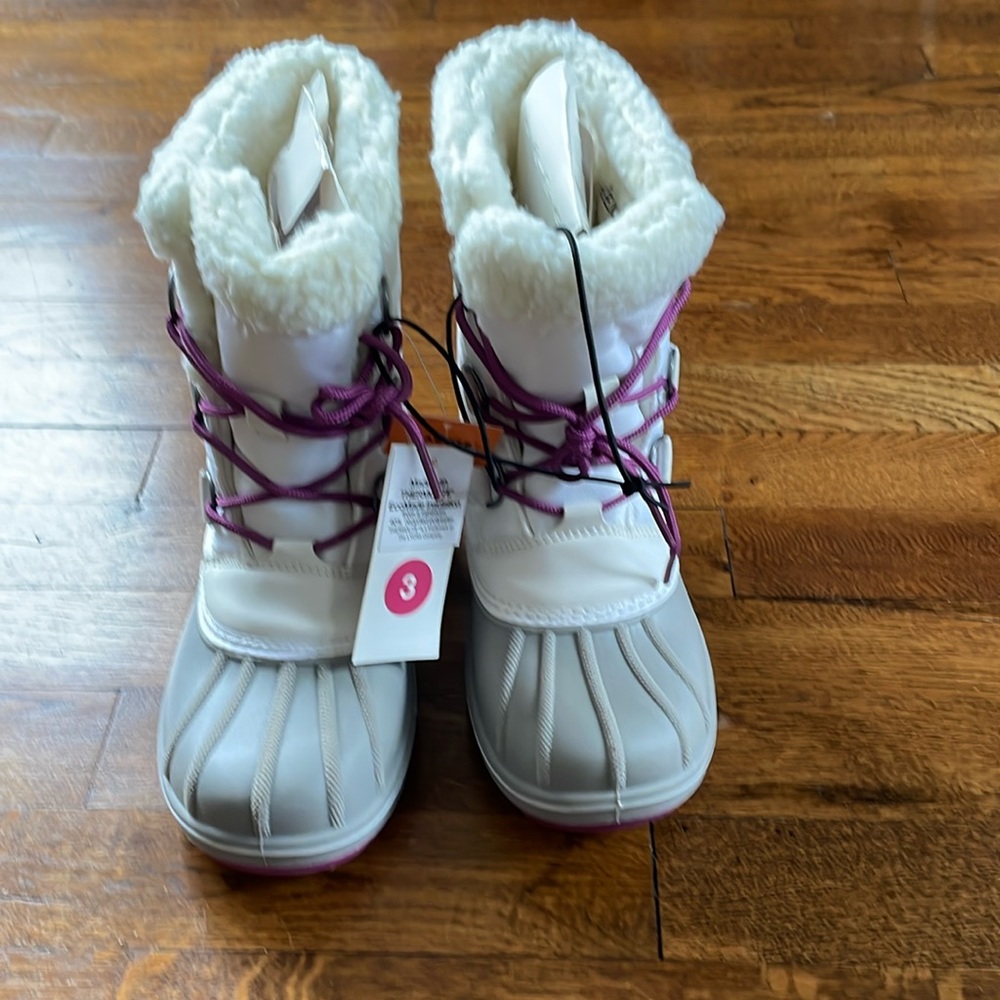 NWT Girls snow boots size big kids 3 white/grey/purple